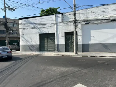 Galpão/Depósito/Armazém para alugar, 150m² no Ramos, Rio de Janeiro