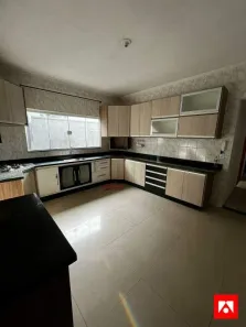 Casa com 3 Quartos à venda, 120m² no Vila Bertini, Americana