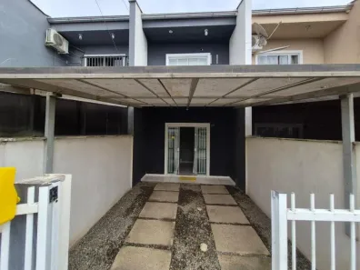 Sobrado com 2 Quartos para alugar, 51m² no Guanabara, Joinville
