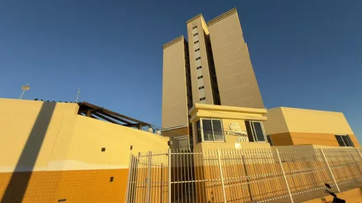 Apartamento com 3 Quartos para alugar, 98m² no Candeias, Vitória da Conquista
