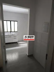 Casa com 2 Quartos para alugar, 40m² no Jardim Patente Novo, São Paulo
