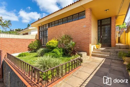 Casa com 3 Quartos à venda, 234m² no Petrópolis, Porto Alegre