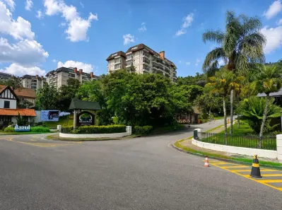 Apartamento com 3 Quartos à venda, 110m² no Itaipava, Petrópolis