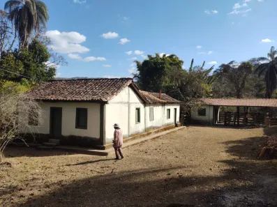 Fazenda/Sítio com 3 Quartos à venda, 200m² no , Congonhas do Norte