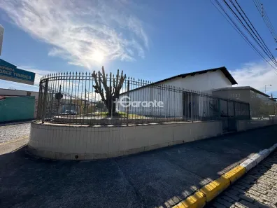 Sala Comercial à venda, 600m² no Vila Canevari, Cruzeiro