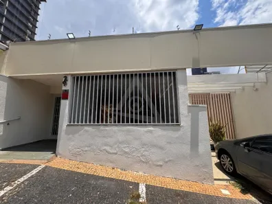 Imóvel Comercial com 1 Quarto para alugar, 223m² no Cambuí, Campinas