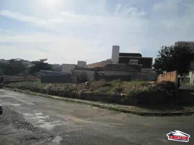 Lote/Terreno à venda, 598m² no Jardim Lutfalla, São Carlos