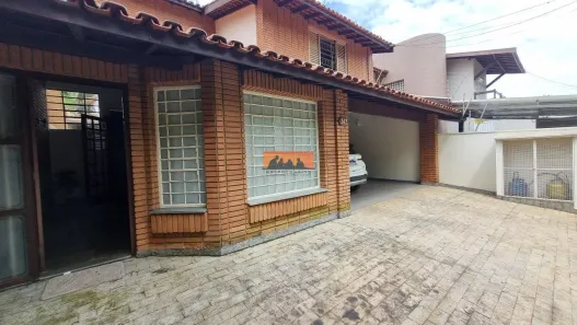 Casa com 3 Quartos para alugar, 250m² no Cidade Universitária, Campinas