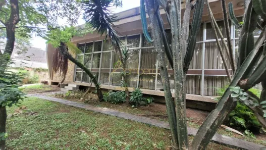 Casa com 4 Quartos para alugar, 322m² no Santo Amaro, São Paulo