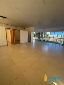 Sala Comercial para alugar, 100m² no Santa Luzia, Uberlândia
