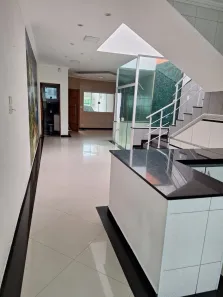 Sobrado com 4 Quartos à venda, 300m² no Nova Petrópolis, São Bernardo do Campo