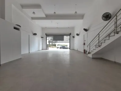 Galpão/Depósito/Armazém para alugar, 230m² no Chácara Califórnia, São Paulo