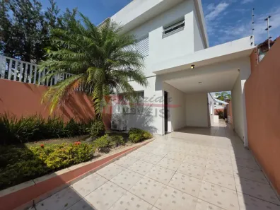 Casa com 3 Quartos à venda, 240m² no Balneário Stella Maris, Peruíbe