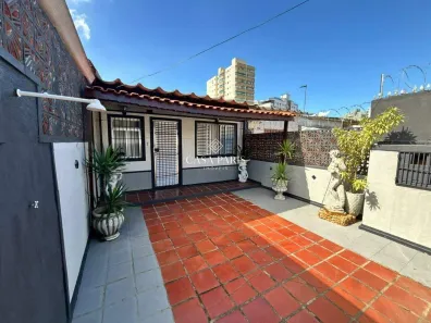 Casa com 2 Quartos à venda, 52m² no Aviação, Praia Grande