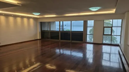 Apartamento com 4 Quartos para venda ou aluguel, 290m² no Ingá, Niterói