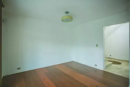 Casa com 3 Quartos à venda, 250m² no Indianópolis, São Paulo