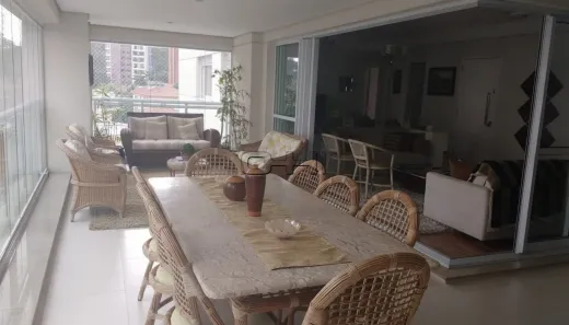 Apartamento com 3 Quartos para alugar, 156m² no Vila Nova Conceição, São Paulo