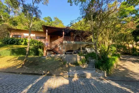 Casa de Condomínio com 4 Quartos à venda, 265m² no Rio do Ouro, São Gonçalo