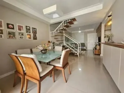 Sobrado com 3 Quartos à venda, 180m² no Morada de Laranjeiras, Serra