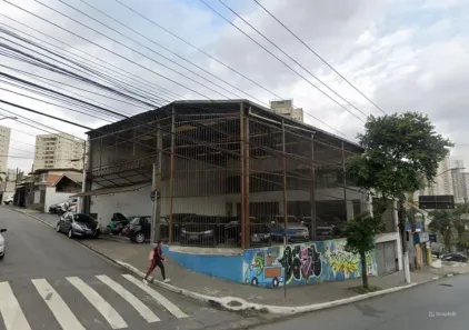 Ponto Comercial à venda, 600m² no Vila Sofia, São Paulo