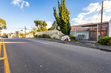 Lote/Terreno à venda, 200m² no Boqueirão, Curitiba