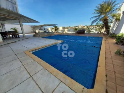 Sobrado com 5 Quartos à venda, 720m² no Vigilato Pereira, Uberlândia