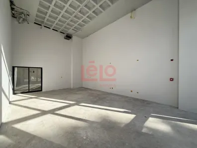 Sala Comercial para alugar, 57m² no Zona Armazém, Maringá