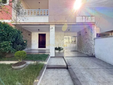 Casa com 4 Quartos à venda, 318m² no Vila Belmiro, Santos