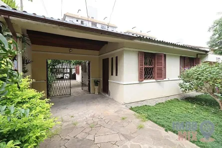 Casa com 3 Quartos à venda, 200m² no Jardim do Salso, Porto Alegre