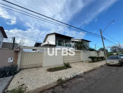 Casa com 4 Quartos à venda, 275m² no Plano Diretor Sul, Palmas