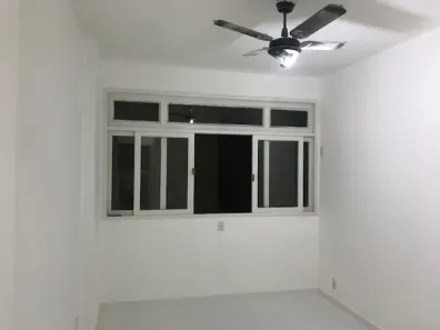 Apartamento com 2 Quartos para alugar, 60m² no Copacabana, Rio de Janeiro