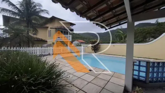 Casa de Condomínio com 4 Quartos à venda, 375m² no Maravista, Niterói