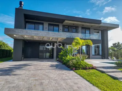 Sobrado com 4 Quartos à venda, 342m² no , Osório
