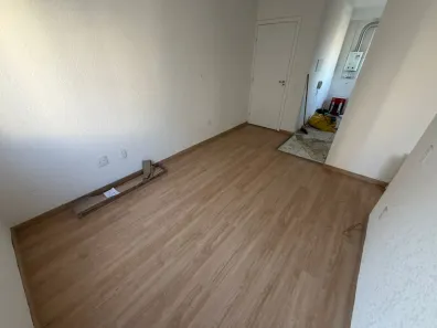Apartamento com 2 Quartos para alugar, 40m² no Tomás Coelho, Rio de Janeiro