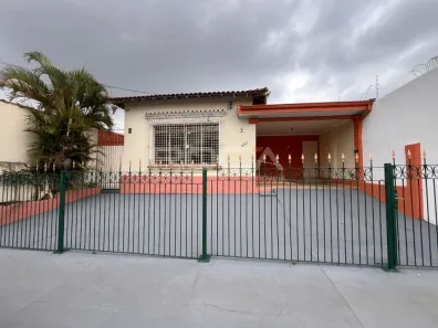 Casa com 3 Quartos à venda, 194m² no Jardim São Carlos, São Carlos