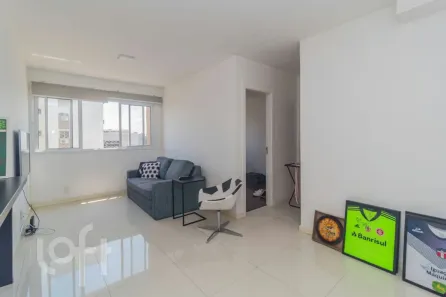Apartamento com 2 Quartos à venda, 54m² no Passo da Areia, Porto Alegre