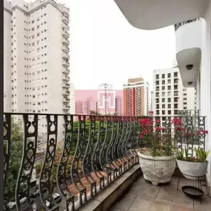 Apartamento com 4 Quartos à venda, 250m² no Vila Uberabinha, São Paulo