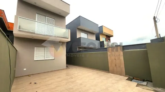 Sobrado com 3 Quartos à venda, 138m² no Pontal da Cruz, São Sebastião