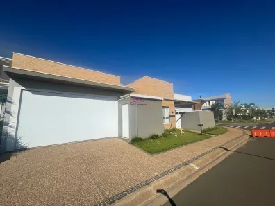 Casa de Condomínio com 4 Quartos à venda, 178m² no Jardim Residencial Dona Lucilla, Indaiatuba
