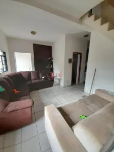 Casa com 3 Quartos à venda, 135m² no Conjunto Habitacional Jardim Humberto Salvador, Presidente Prudente