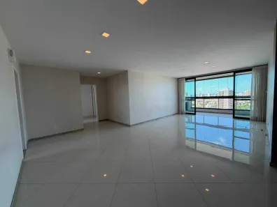 Apartamento com 3 Quartos à venda, 190m² no Treze de Julho, Aracaju