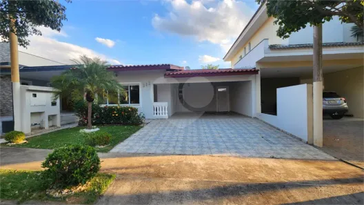 Casa de Condomínio com 3 Quartos à venda, 235m² no Iporanga, Sorocaba