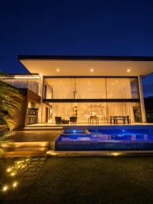 Casa de Condomínio com 5 Quartos para venda ou aluguel, 480m² no , Mangaratiba