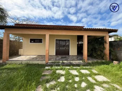 Casa de Condomínio com 4 Quartos à venda, 120m² no Camará, Aquiraz