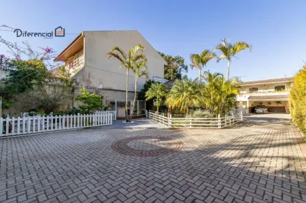 Casa com 4 Quartos à venda, 306m² no Portão, Curitiba