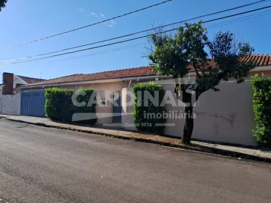 Imóvel Comercial com 3 Quartos para alugar, 249m² no Vila José Bonifácio, Araraquara