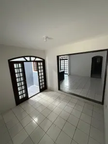 Casa com 2 Quartos à venda, 125m² no Jardim Itapoã, São José dos Campos