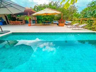 Casa de Condomínio com 5 Quartos para alugar, 300m² no Praia do Forte, Mata de São João