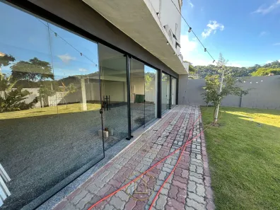 Ponto Comercial para alugar, 144m² no Lagoa, Macaé