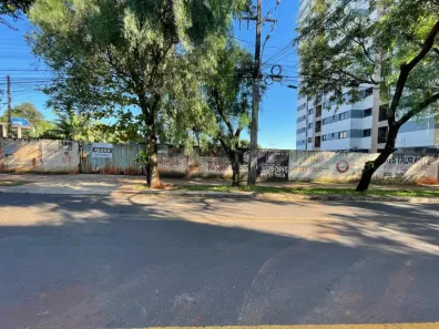 Lote/Terreno para alugar, 2329m² no Jardim Alvorada, Maringá